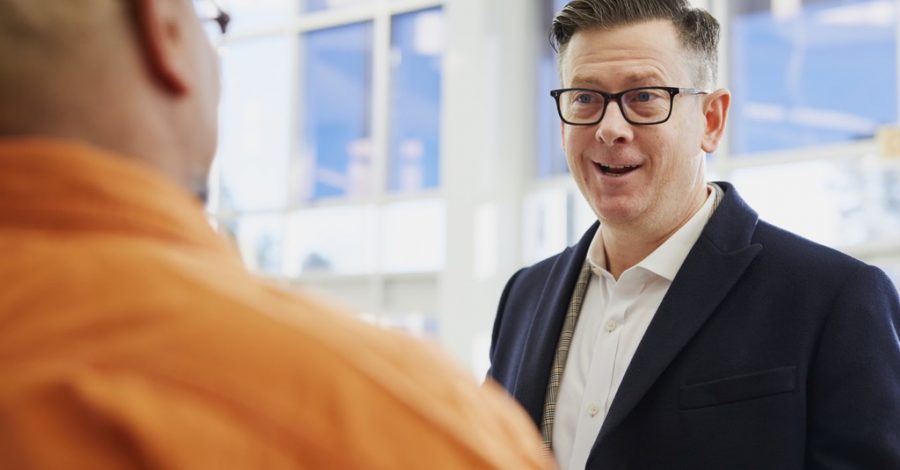 Seja Um Bom Anfitrião. Mas Nunca Bonzinho Demais